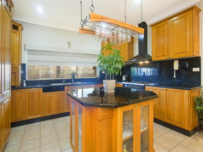2 Richard Cresent, Cecil Hills NSW 2171
