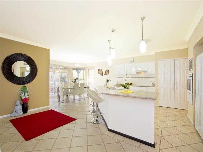 West Hoxton NSW 2171