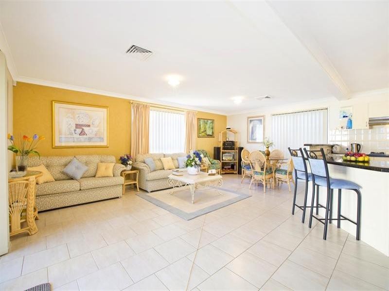 West Hoxton NSW 2171