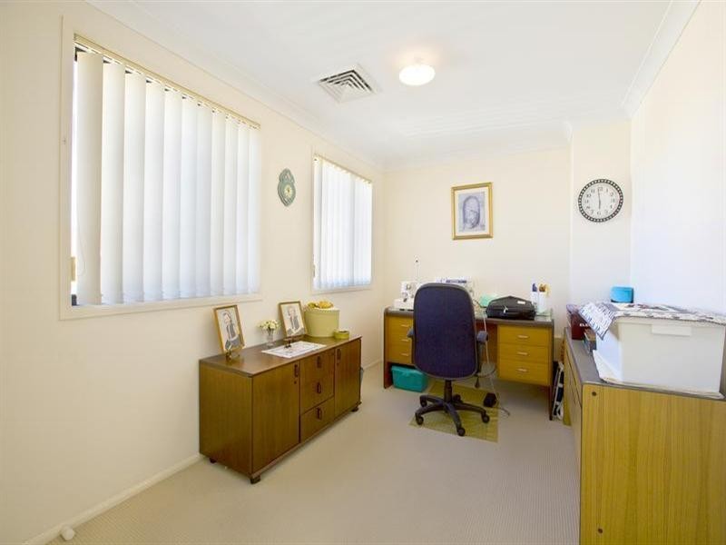 West Hoxton NSW 2171