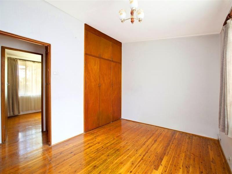 9 Galton Street, Smithfield NSW 2164