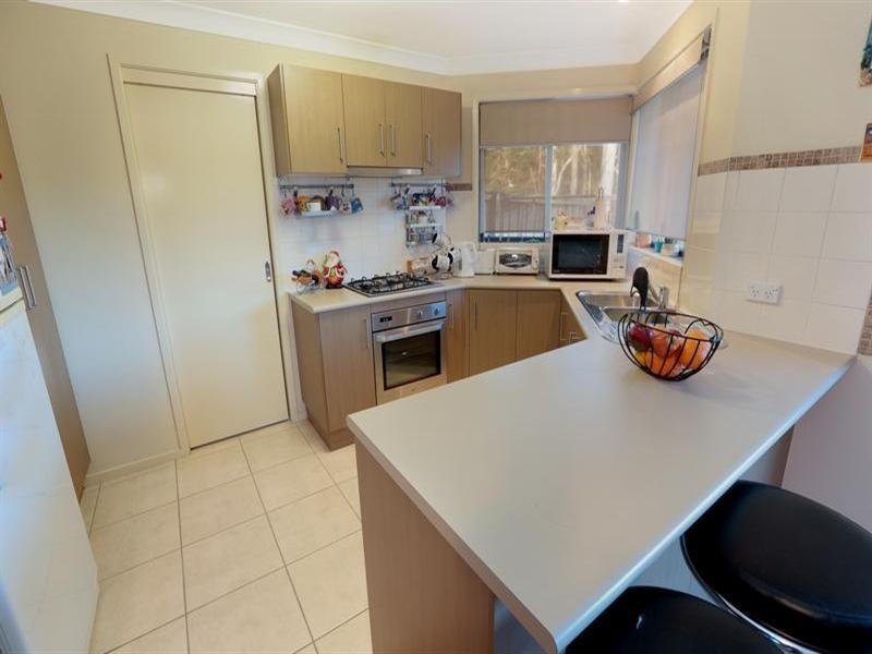 72 Coffs Harbour Avenue, Hoxton Park NSW 2171