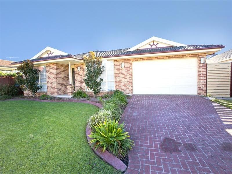 15 Tuross Close, Prestons NSW 2170