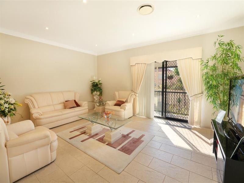 11 Nader Place, Horningsea Park NSW 2171