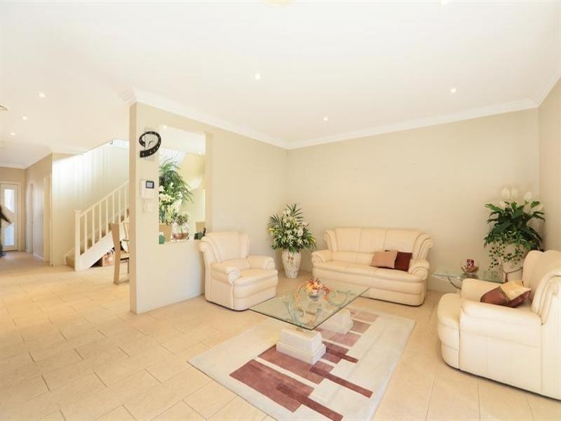 11 Nader Place, Horningsea Park NSW 2171