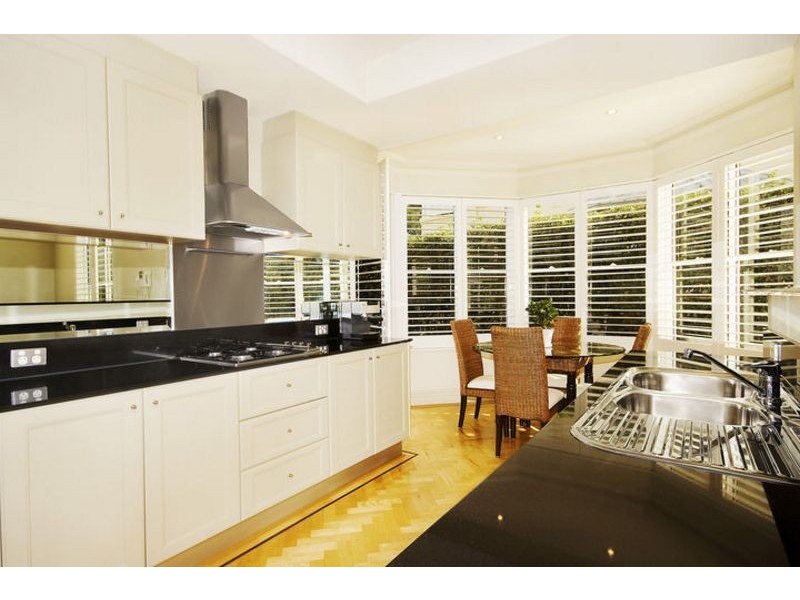 9 Jacaranda Drive, Cabarita NSW 2137