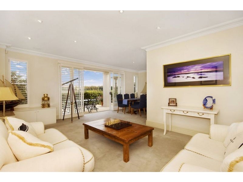 9 Jacaranda Drive, Cabarita NSW 2137