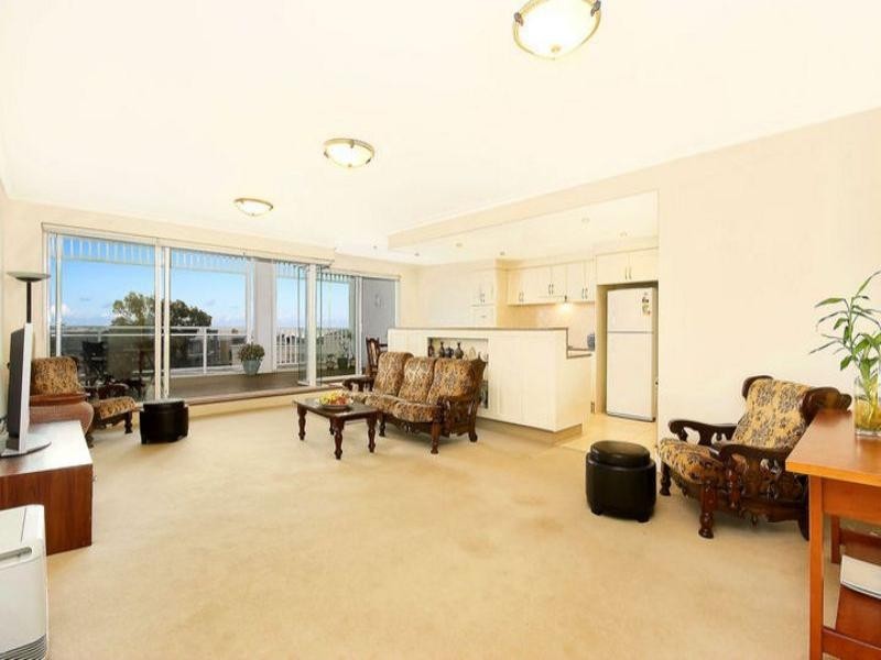 42/50-58 Village Drive, Breakfast Point NSW 2137