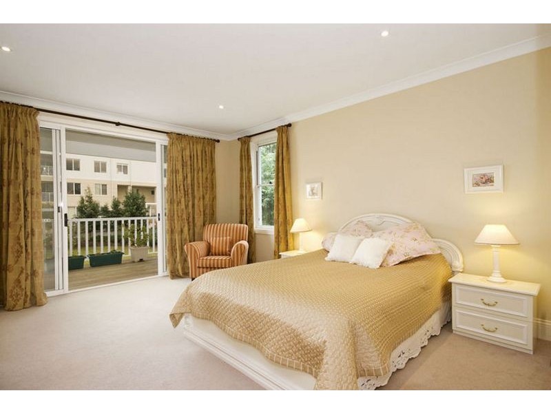 58 Admiralty Drive, Breakfast Point NSW 2137