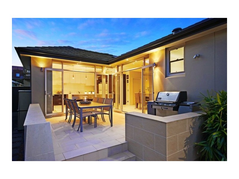 2 Stuart Street, Concord West NSW 2138