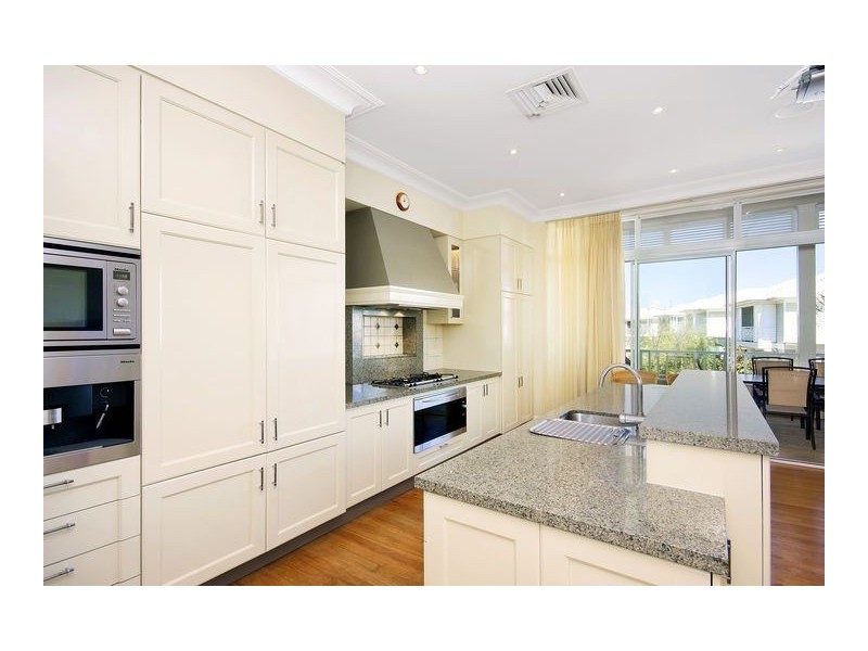 6 Phillips Street, Cabarita NSW 2137