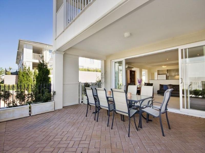 11/6 Woodlands Avenue, Breakfast Point NSW 2137