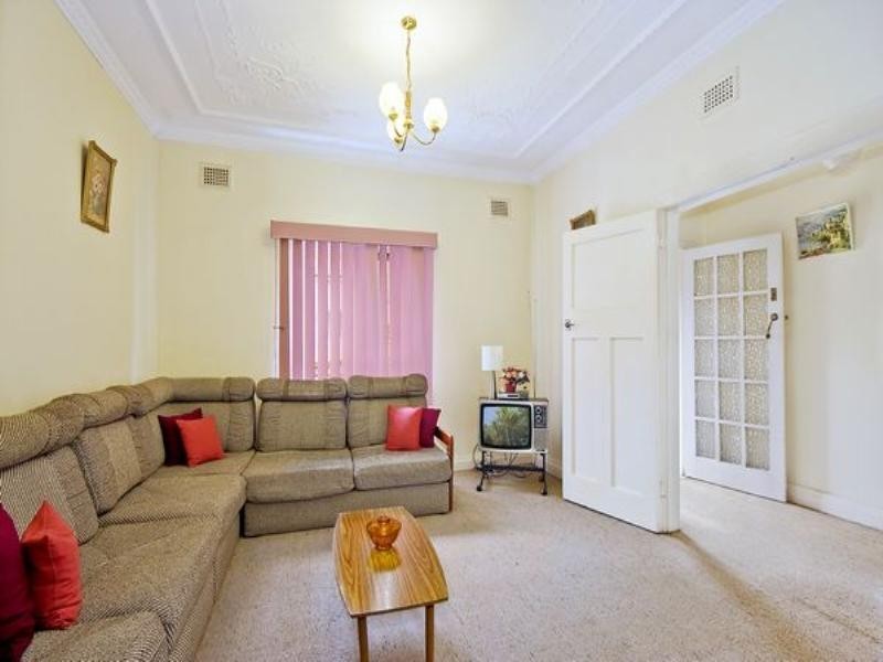 147 Queen Street, Concord West NSW 2138