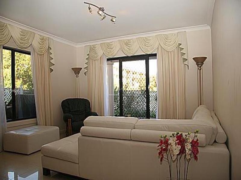 10 Settlers Boulevard, Liberty Grove NSW 2138