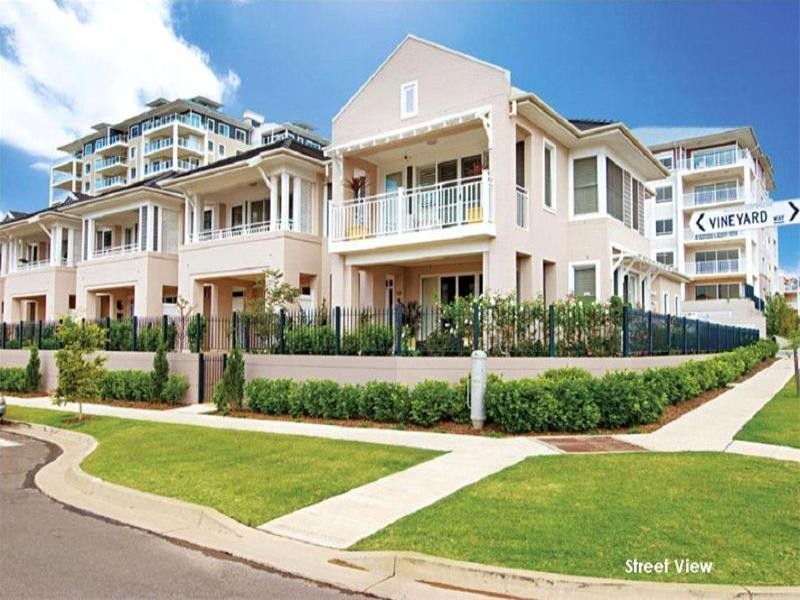 Level Town 35 Vineyard Way, Breakfast Point NSW 2137