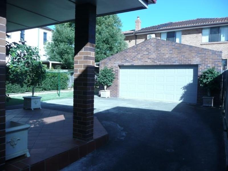 18 Park Street, Concord NSW 2137