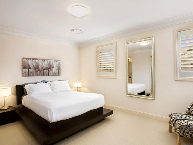 12 Medora Street, Breakfast Point NSW 2137