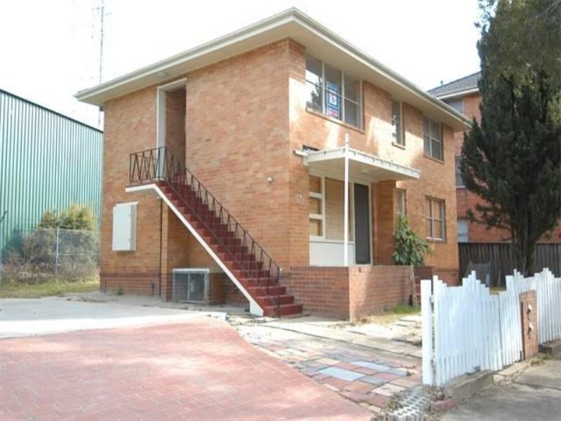 2/37 Marlene Crescent, Chullora NSW 2190