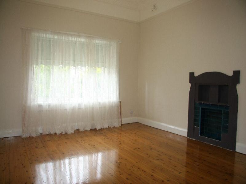 14 Gallipoli Street, Concord NSW 2137