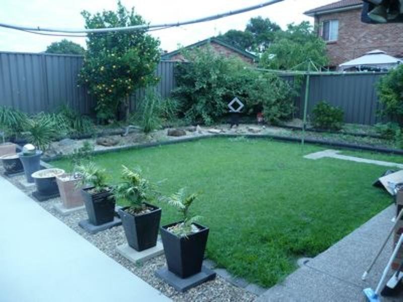 17 Roony Avenue, Abbotsbury NSW 2176