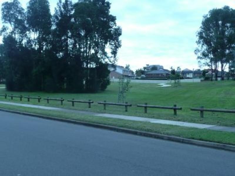 17 Roony Avenue, Abbotsbury NSW 2176