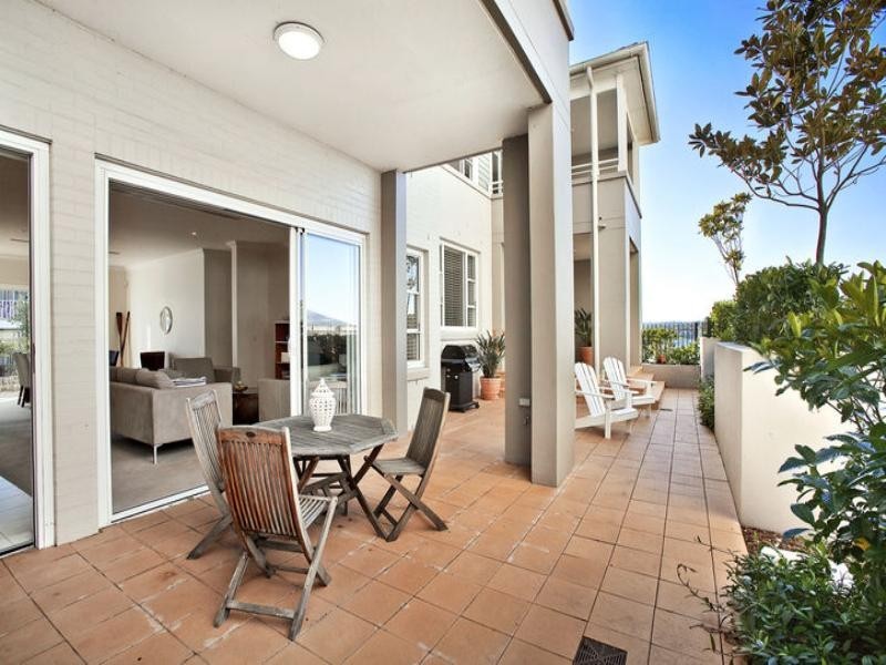 10/9 Woodlands Avenue, Breakfast Point NSW 2137