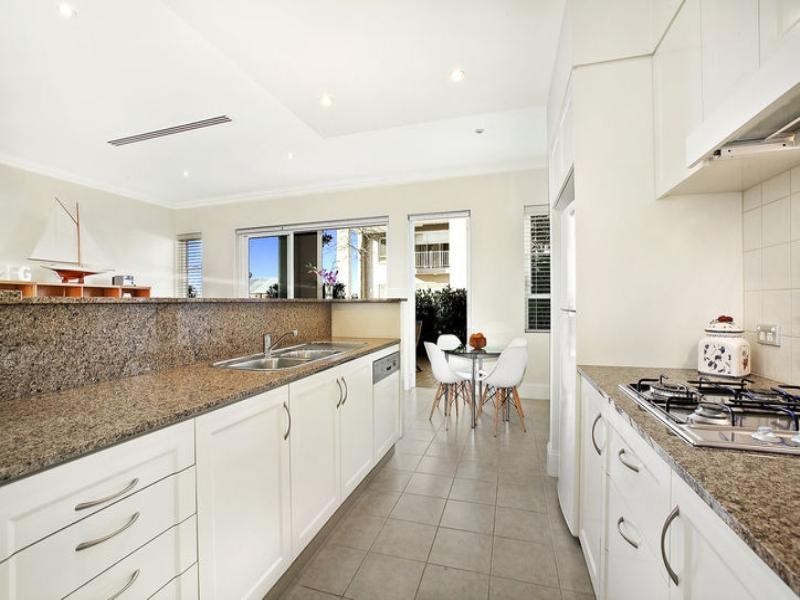 10/9 Woodlands Avenue, Breakfast Point NSW 2137