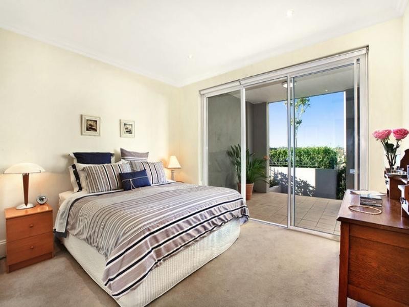 10/9 Woodlands Avenue, Breakfast Point NSW 2137