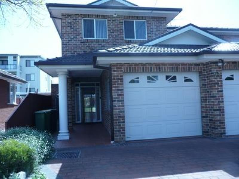 21A Balmoral Road, Northmead NSW 2152