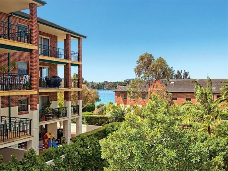 10/247F Burwood Road, Concord NSW 2137