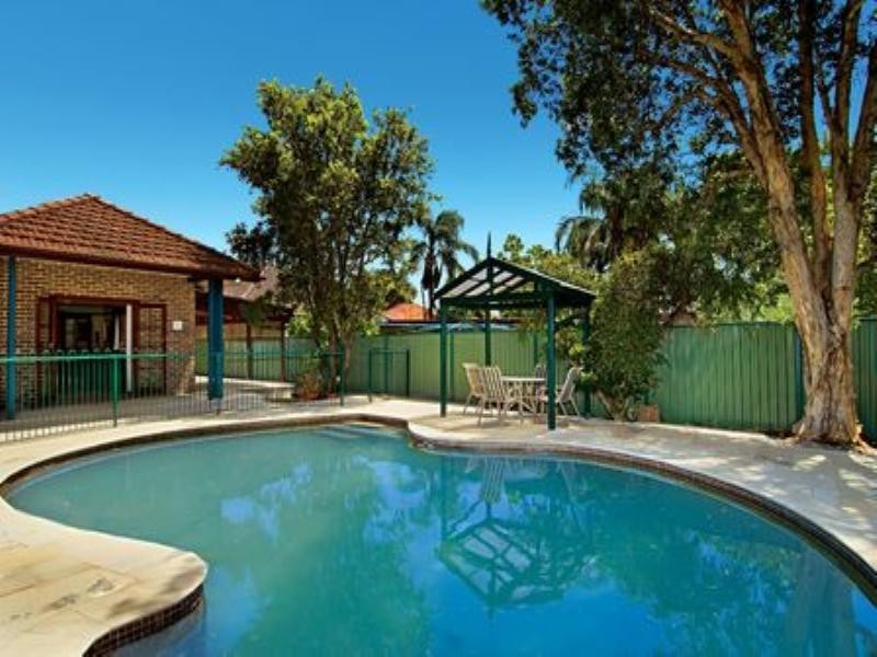 12 Merville Street, Concord West NSW 2138