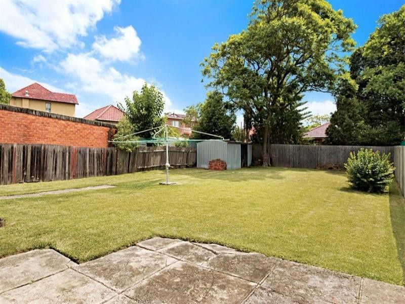 4 John Street, Concord NSW 2137