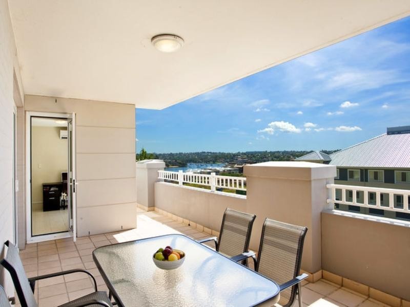33/25 Market Street, Breakfast Point NSW 2137