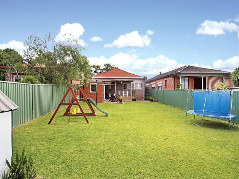 9 Crane Street, Concord NSW 2137