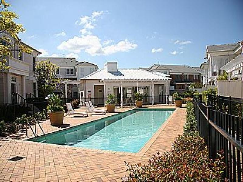 208/12 Fairwater Close, Breakfast Point NSW 2137