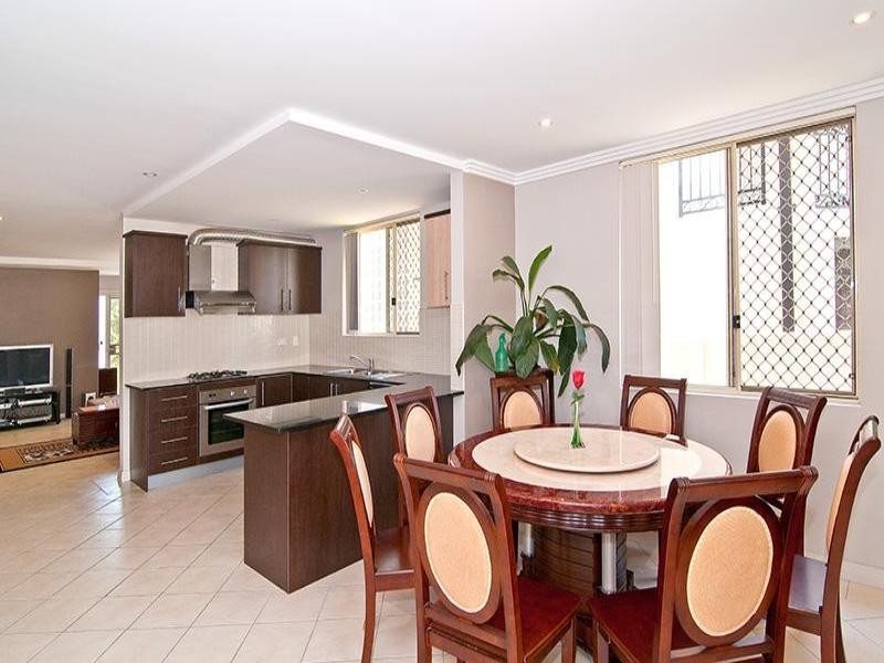 32 River Street, Earlwood NSW 2206