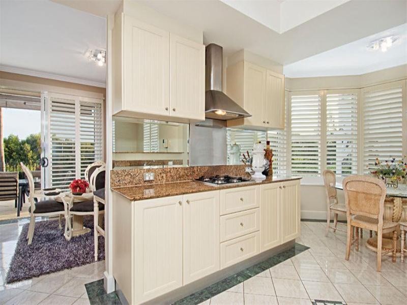 21 Jacaranda Drive, Cabarita NSW 2137