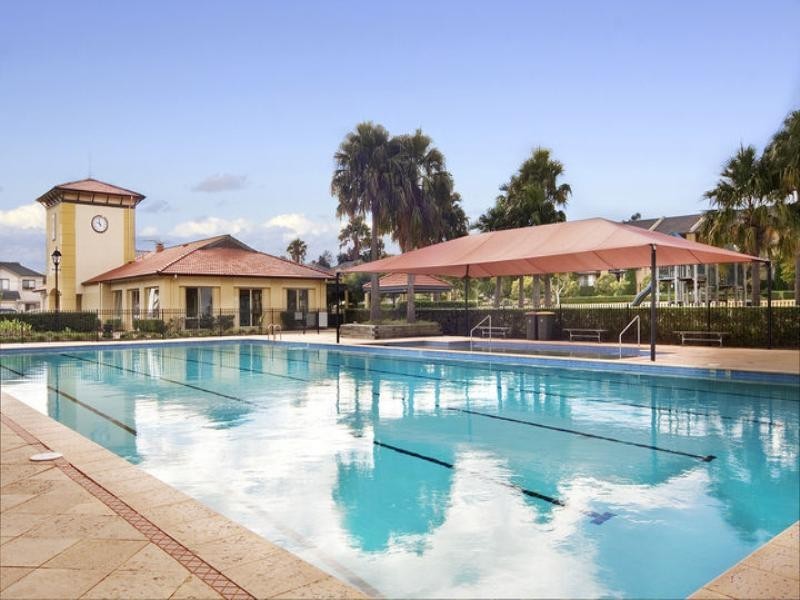6/3 Bradley Place, Liberty Grove NSW 2138