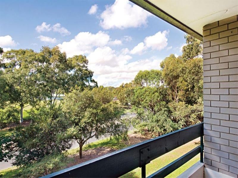 14/1 Evelyn Avenue, Concord NSW 2137