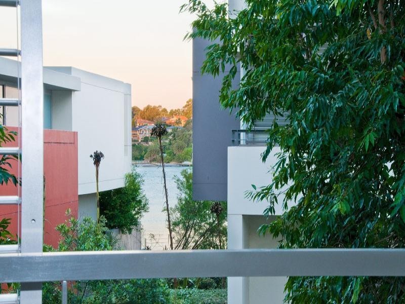 Level 1 52/18 Edgewood Crescent, Cabarita NSW 2137