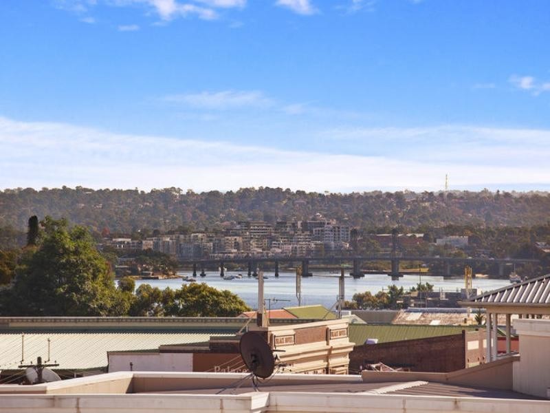 42/50-58 Village Drive, Breakfast Point NSW 2137