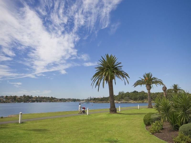 42/50-58 Village Drive, Breakfast Point NSW 2137