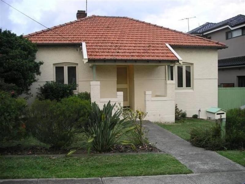 9 Mortlake Street, Concord NSW 2137