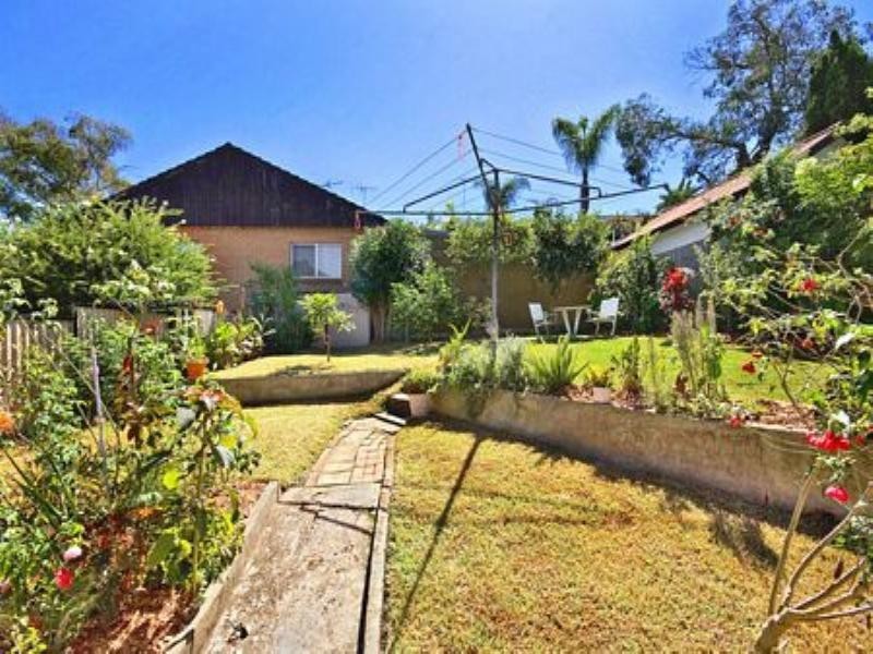 40 Burns Cresent, Chiswick NSW 2046
