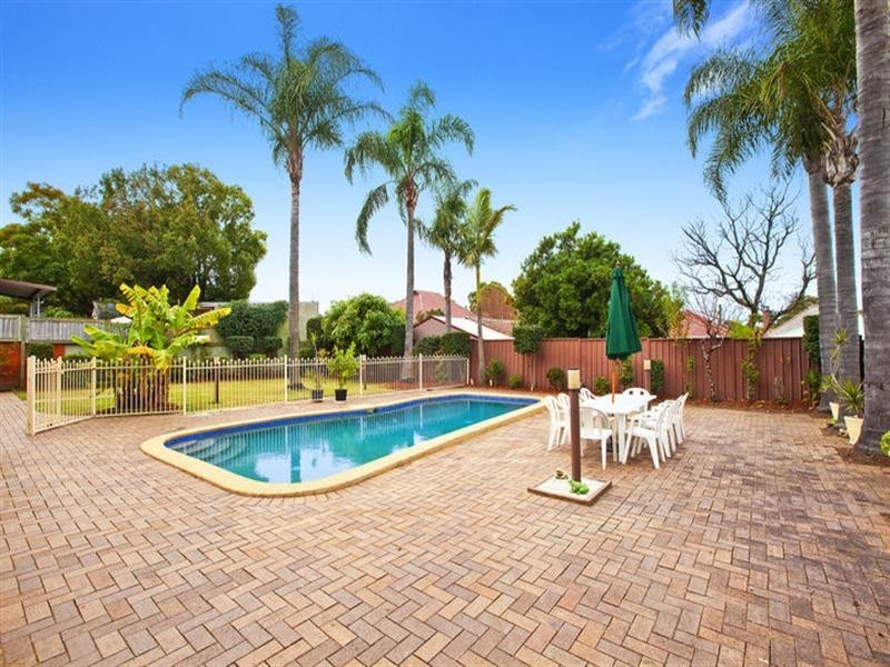 12 Weldon Street, Burwood NSW 2134