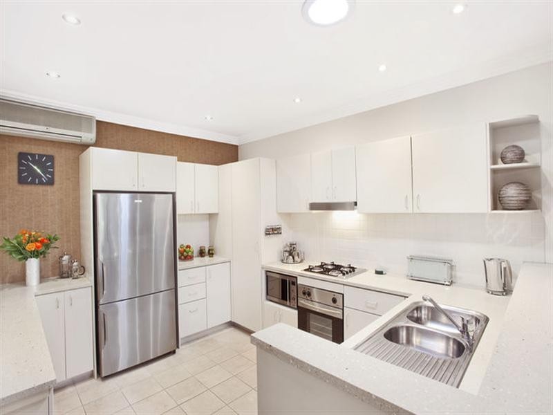 3 Medora Lane, Cabarita NSW 2137