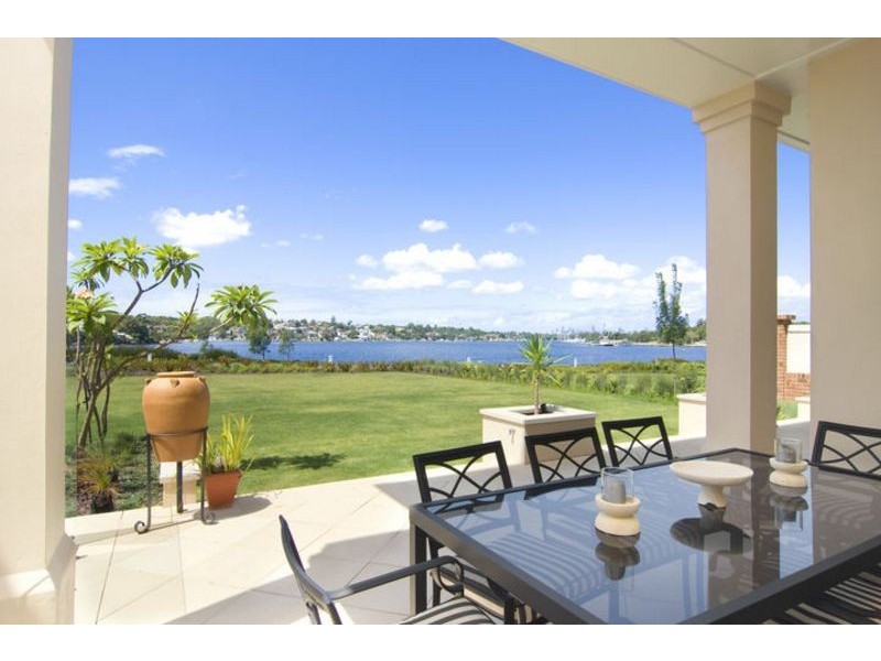 93 Peninsula Drive, Breakfast Point NSW 2137