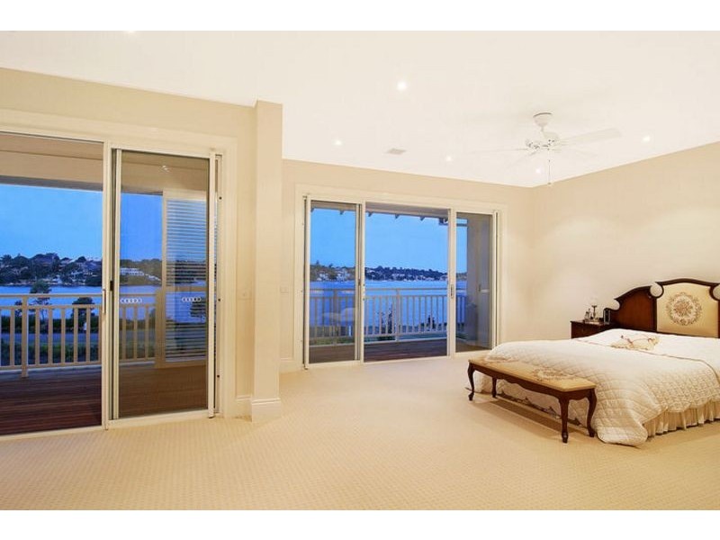93 Peninsula Drive, Breakfast Point NSW 2137