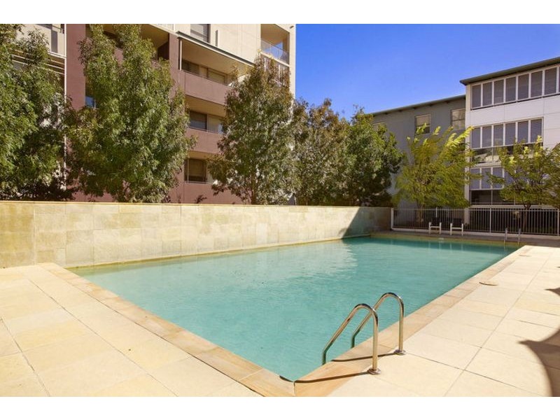 3 Lewis Avenue, Rhodes NSW 2138