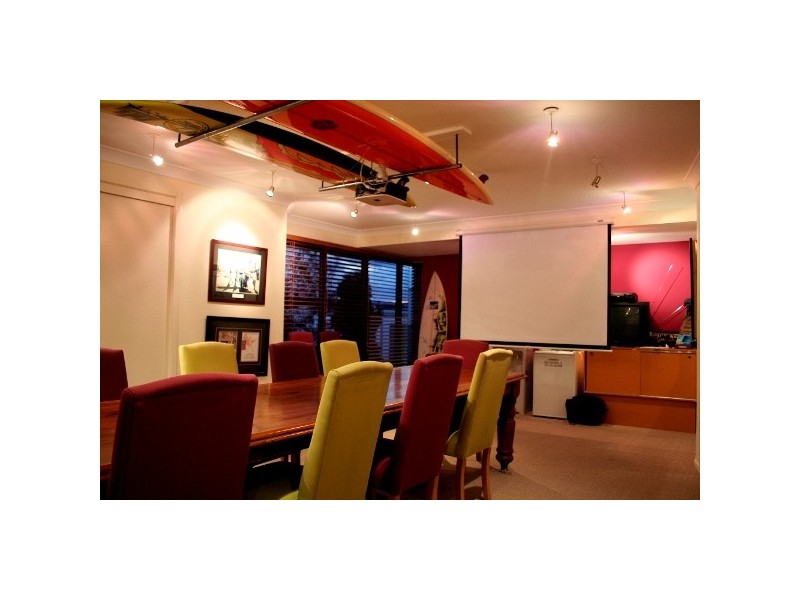 6 Davo Court, Burleigh Waters QLD 4220